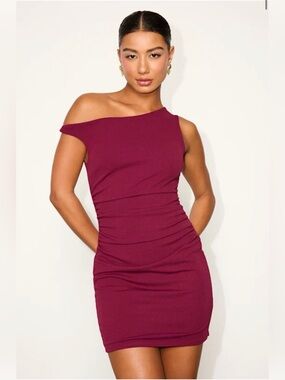 NWT Lulus One Shoukder Off-Shoulder Twist Burgandy Mini Dress Small